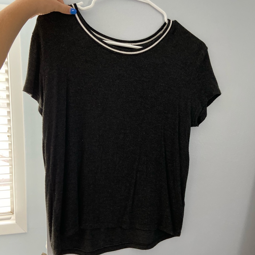 Brandy Melville tee shirt